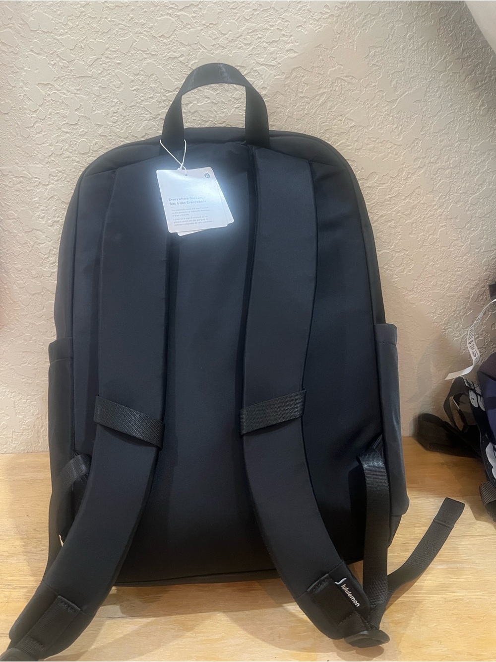 lululemon athletica Black Everyday Backpack with Front Zip Pocket - Picture 2 of 8
